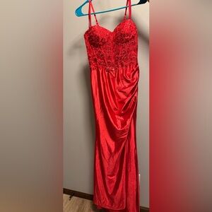Elegant Red Lace Prom Dress